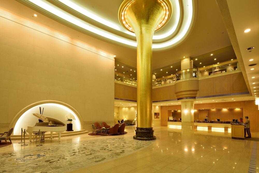 Okura Act City Hotel Hamamatsu Buitenkant foto The lobby of the hotel